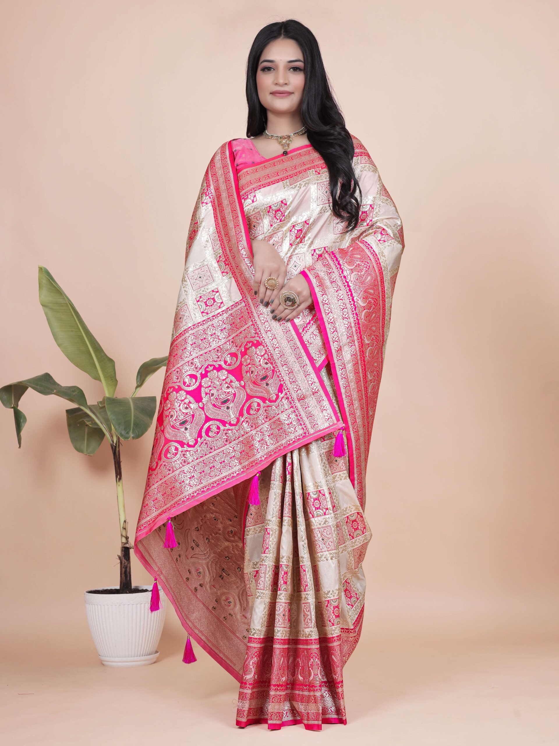 Cream & Pink Banarasi Silk Saree with Silver Zari | Wedding, Party & Traditional Wear | Elegant Banarasi Saree with Contrast Pallu - Image 5